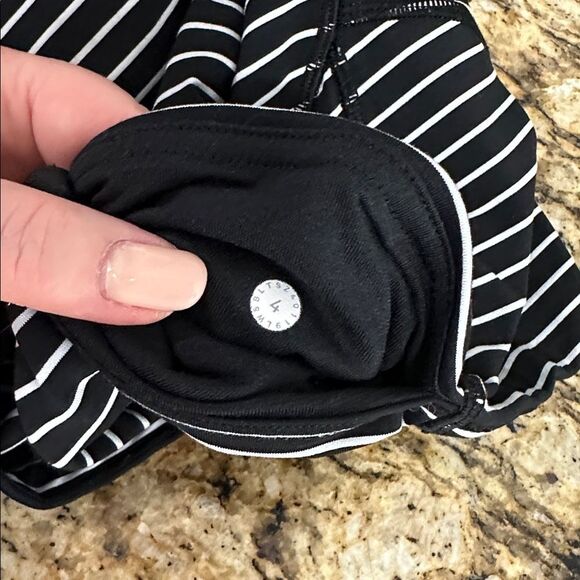 Lululemon Train Times Pant Leggings 25" Parallel Stripe Black White Size 4 - Picture 6 of 9